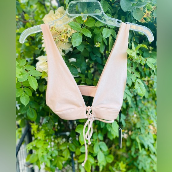 Lovers + Friends | Revolve | Ace Bikini Top - Picture 6 of 9